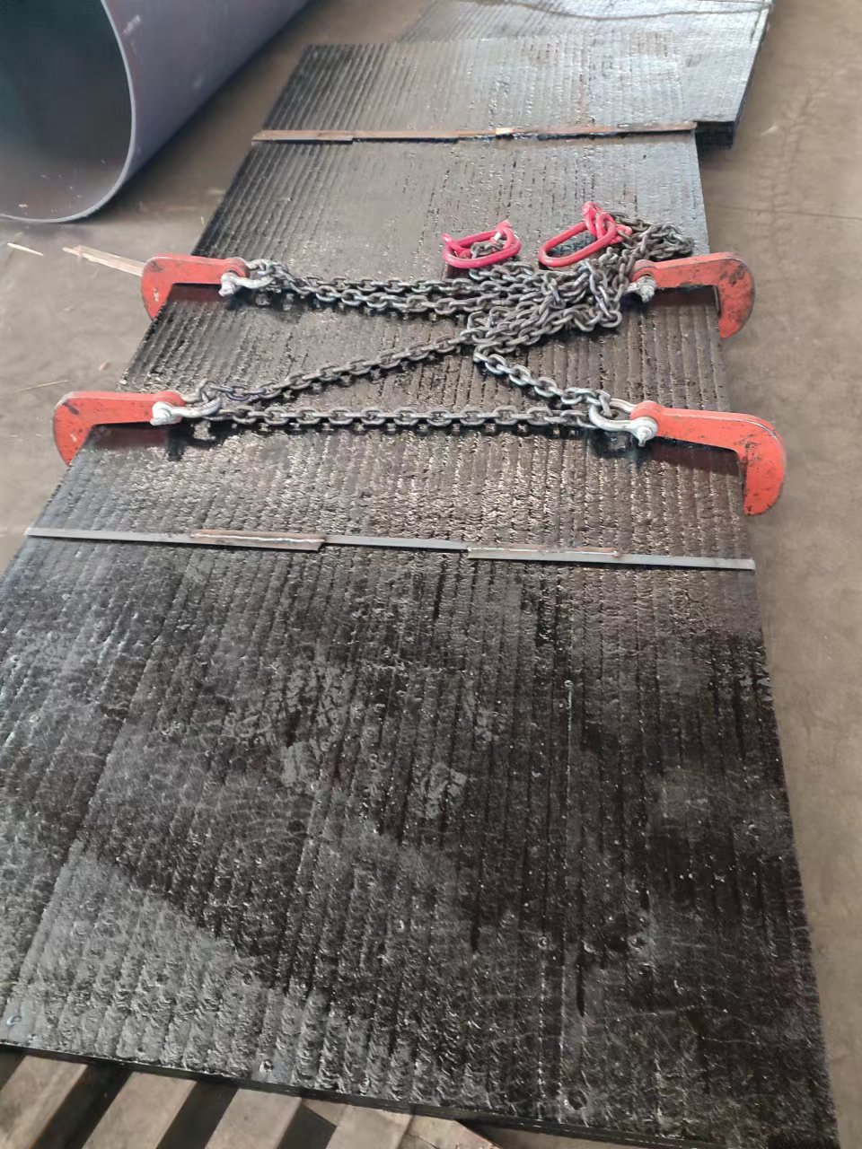 安徽堆焊耐磨钢板1400+3400