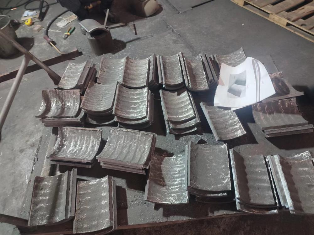 安徽卷弧钢板堆焊耐磨板卷弧